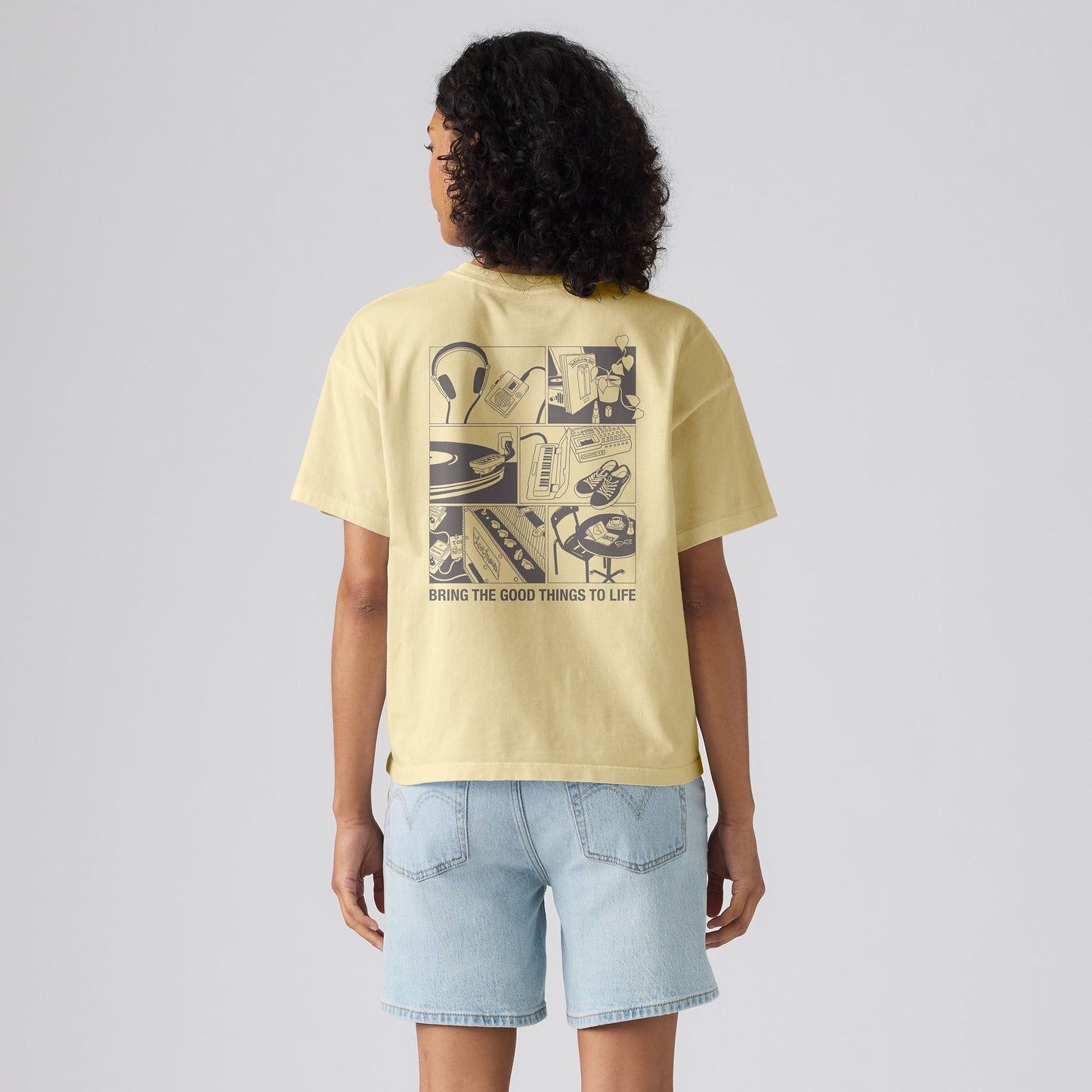 Levi's® Women's Graphic Anyday Tee