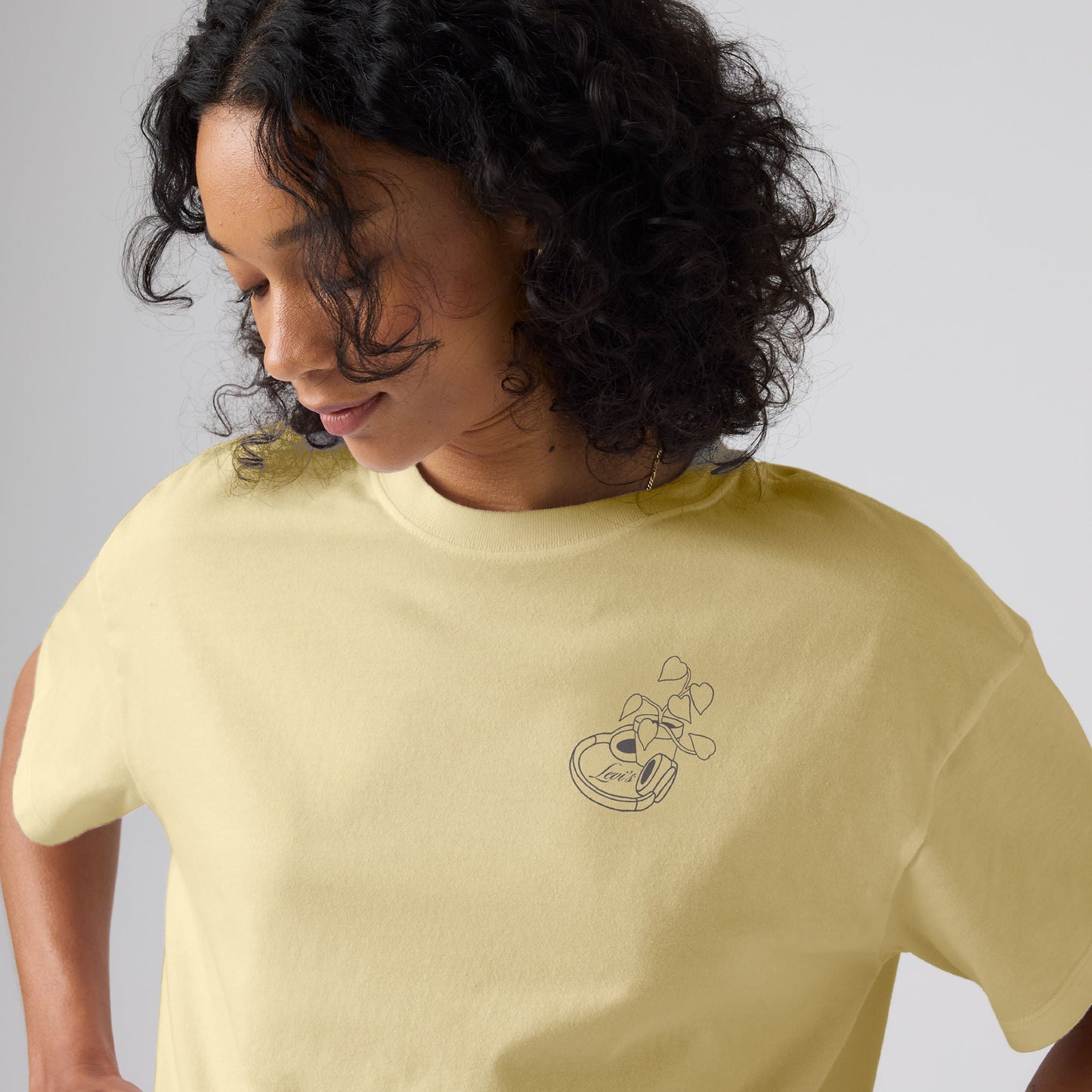 Levi's® Women's Graphic Anyday Tee
