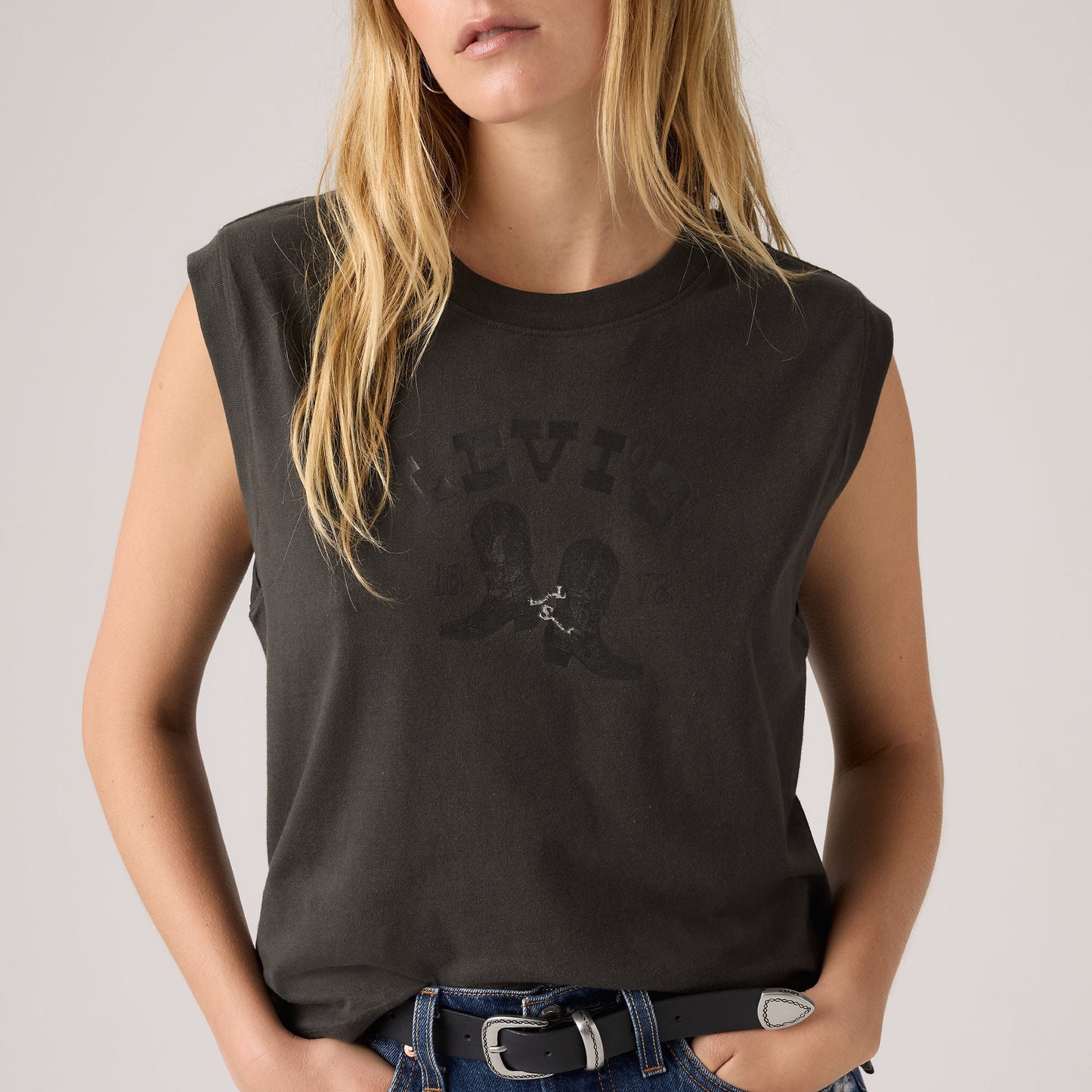 Levi's® Women's Graphic Boxy Tank