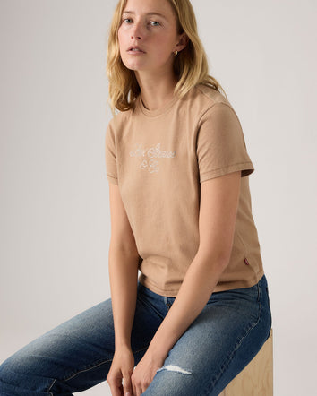 Levi's® Women's Graphic Classic Tee 3