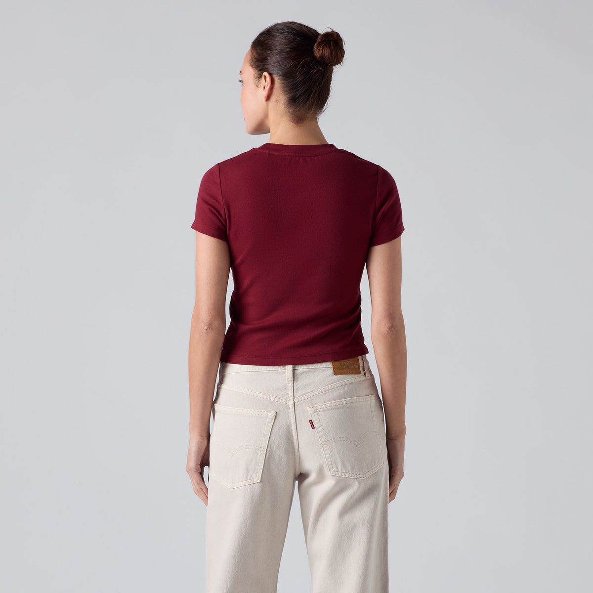 Levi's® Women's Graphic Essential Baby Tee