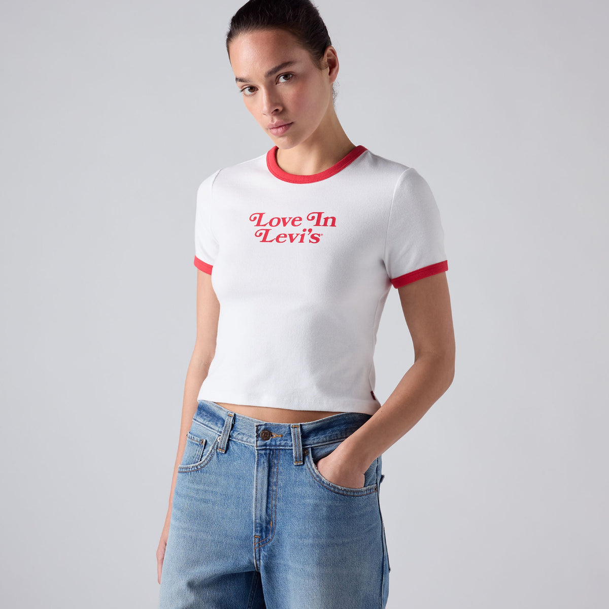 Levi's® Women's Graphic Hayes Cropped Tee