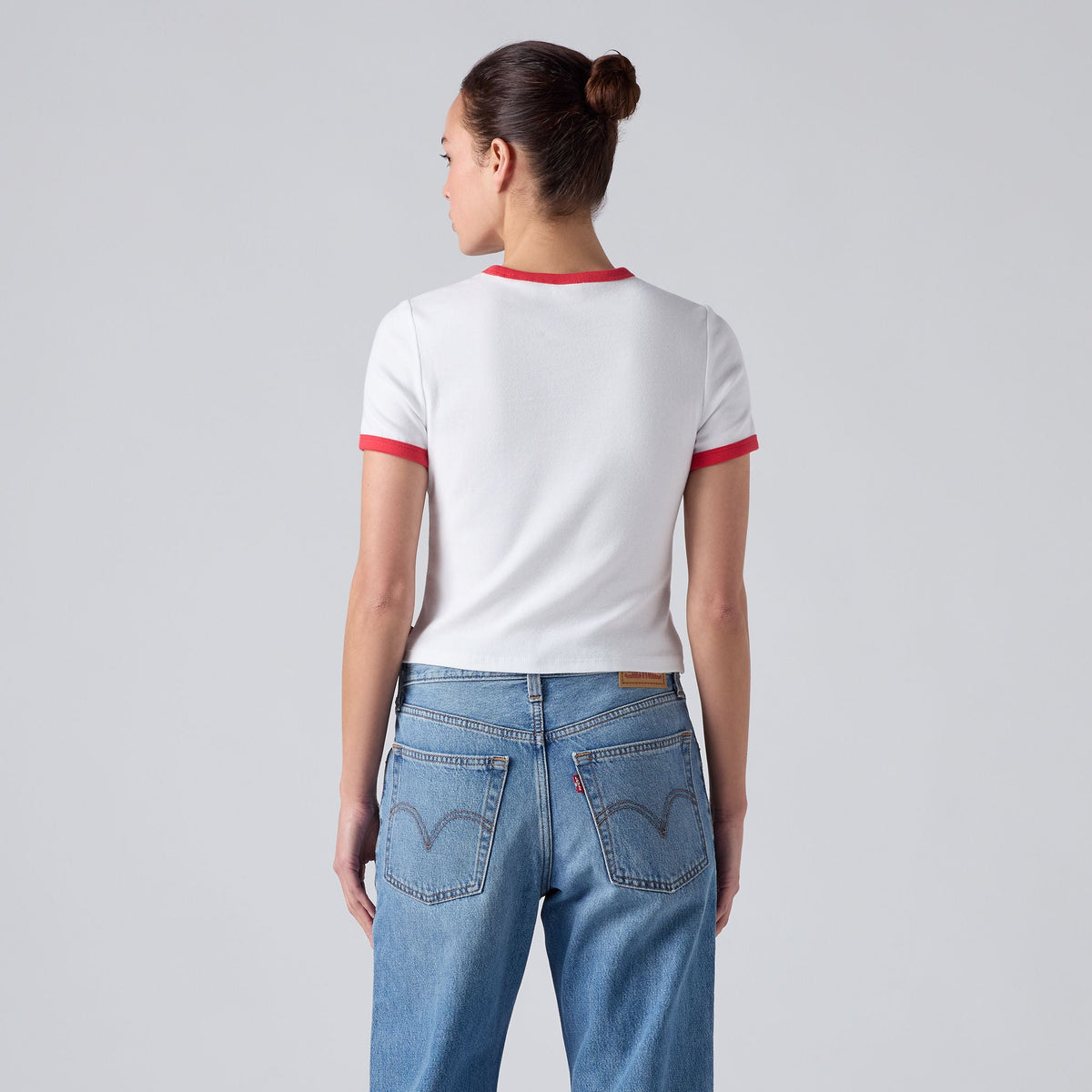 Levi's® Women's Graphic Hayes Cropped Tee