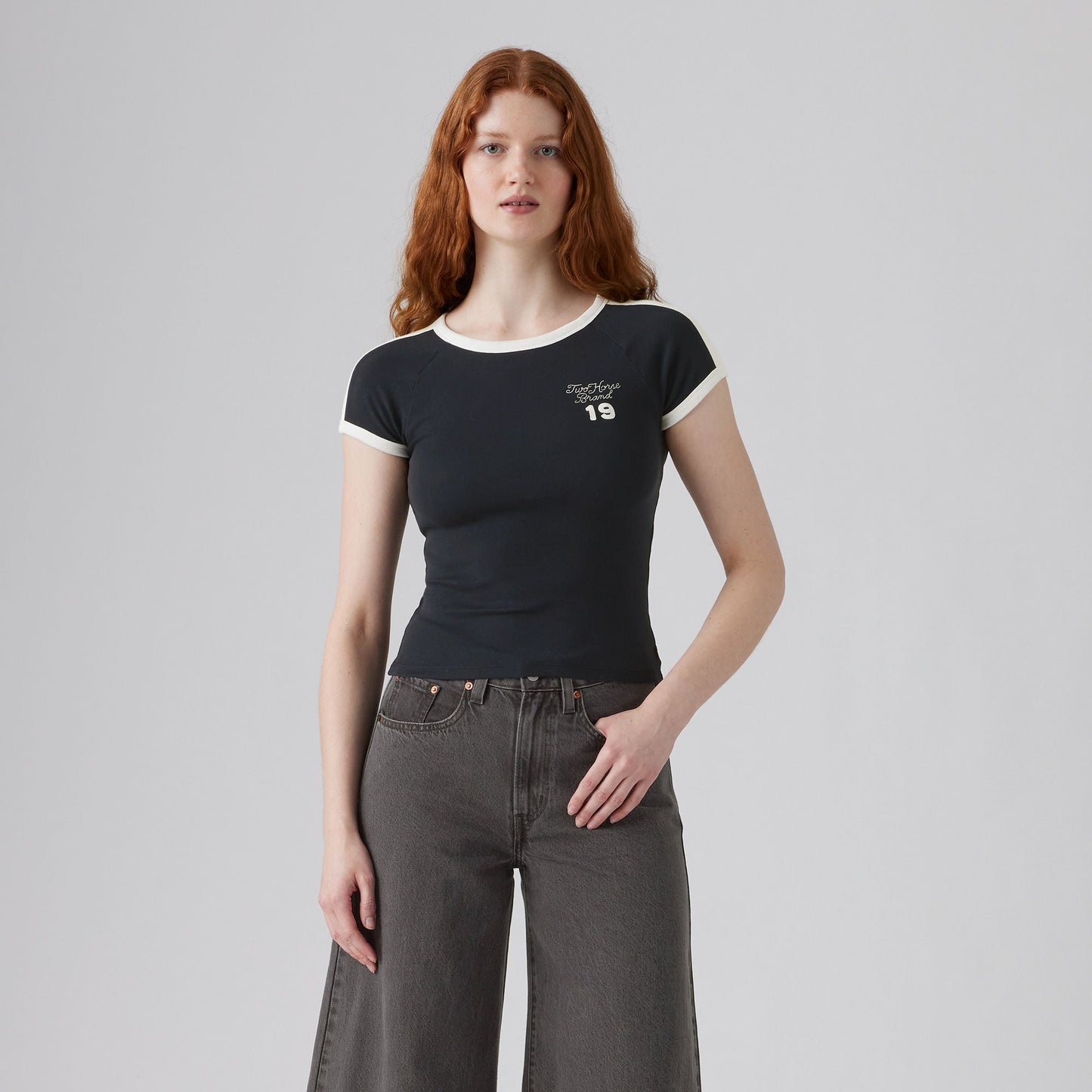 Levi's® Women's Graphic Riley Raglan Tee