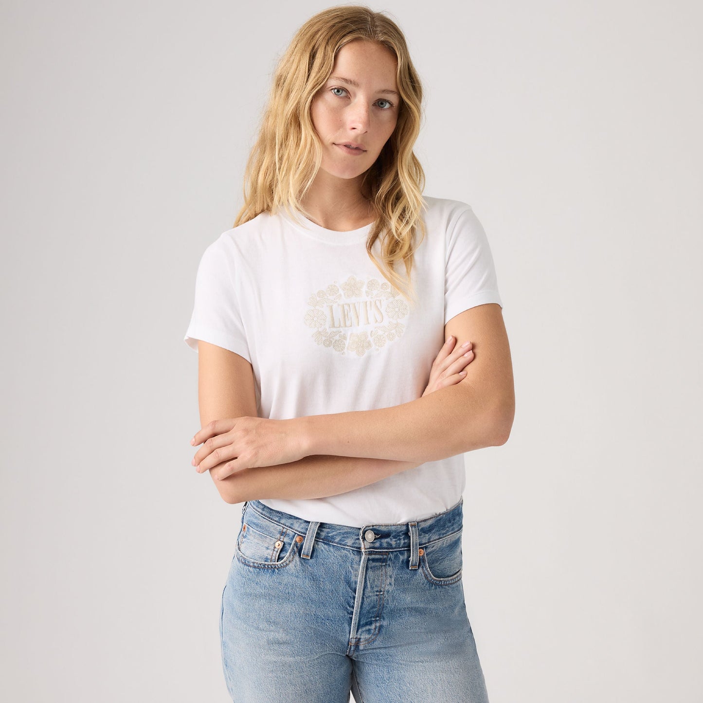 Levi's® Women's Graphic Vintage Tee