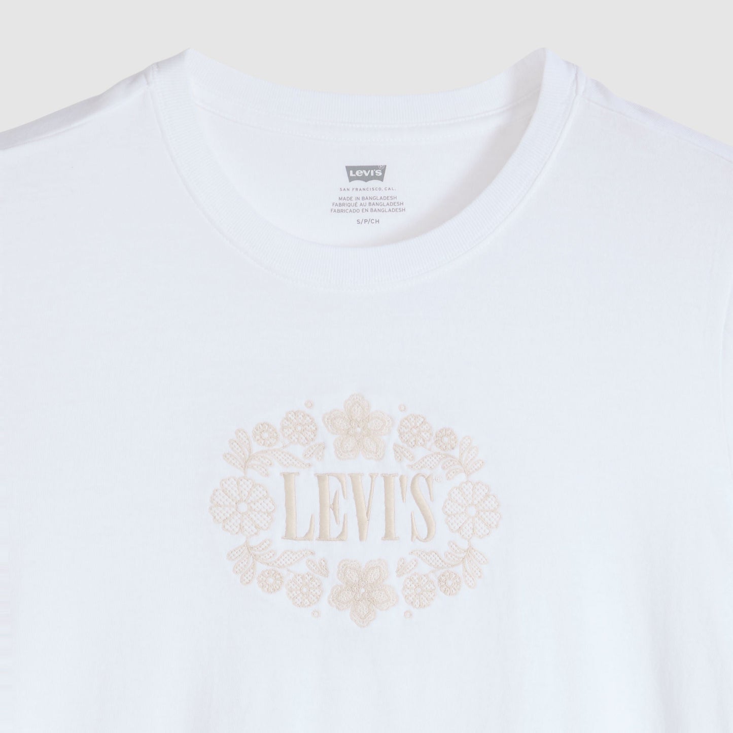 Levi's® Women's Graphic Vintage Tee