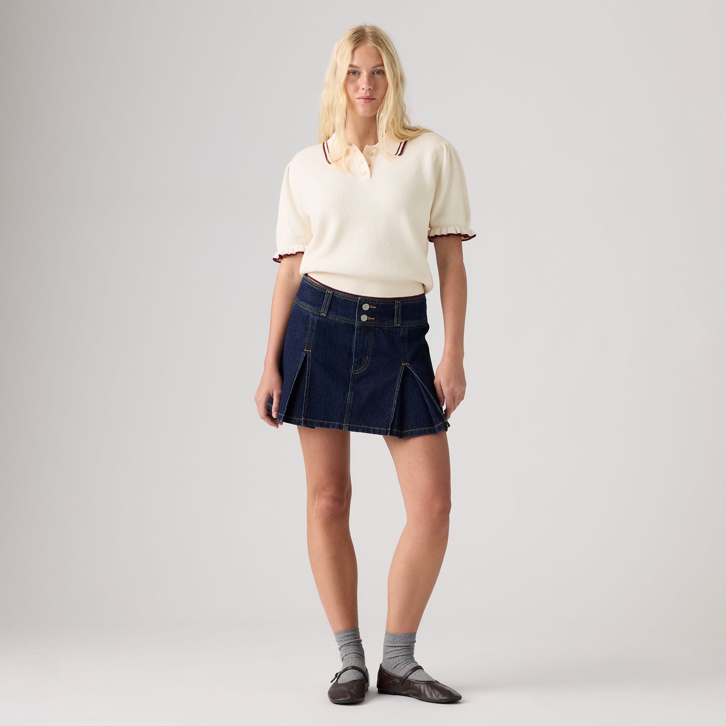 Levi's® Women's Inverted Pleat Mini Skirt