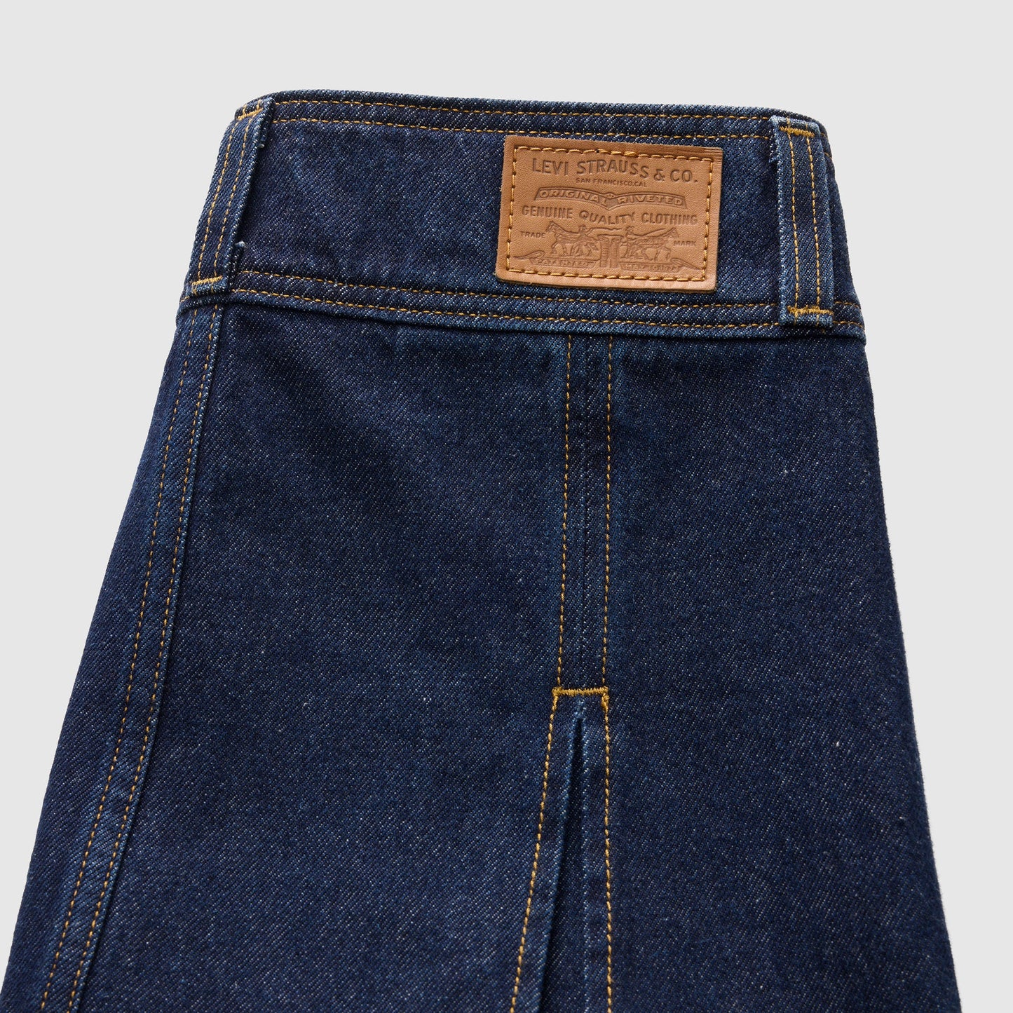 Levi's® Women's Inverted Pleat Mini Skirt