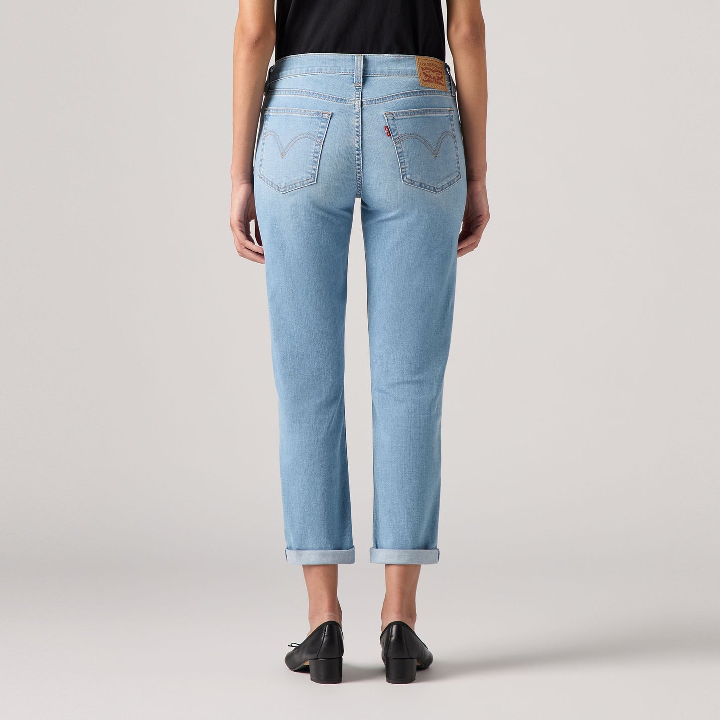 Levi's® Women's Mid-Rise Boyfriend Jeans