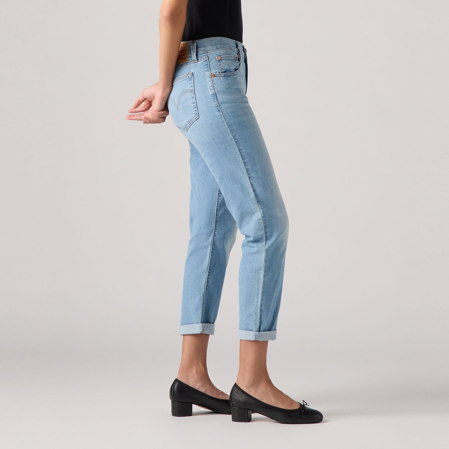 Levi's® Women's Mid-Rise Boyfriend Jeans