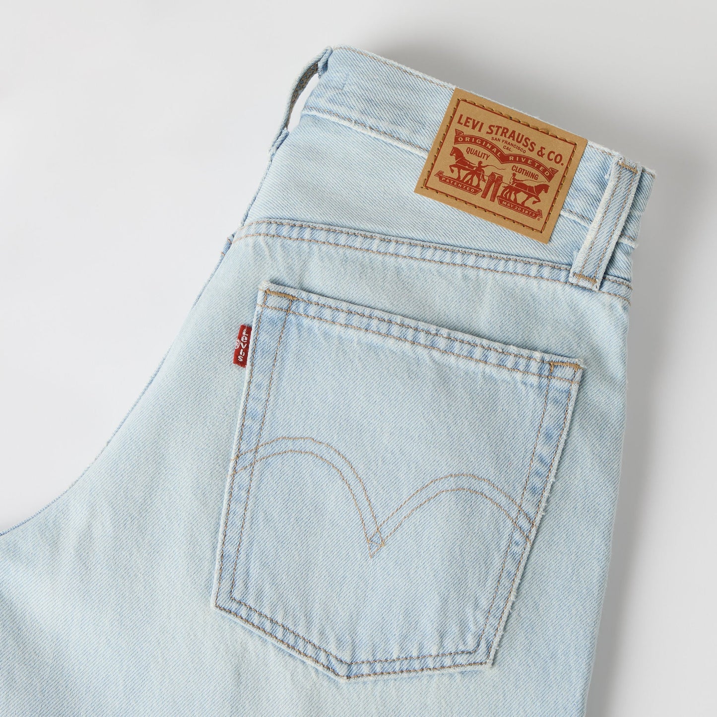 Levi's® Women's Middy Balloon Jeans