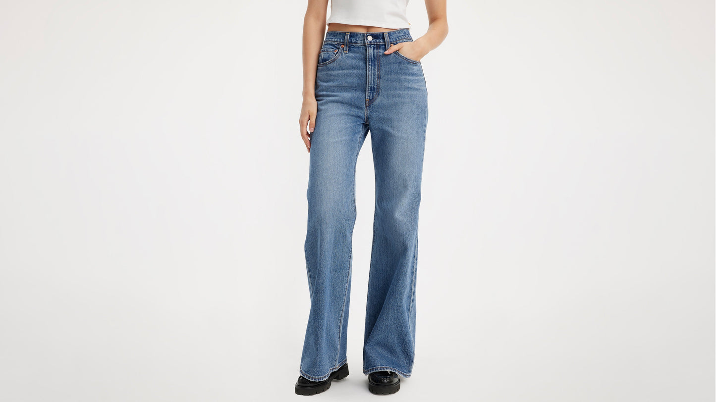 Levi's® Women's Ribcage Bell Jeans