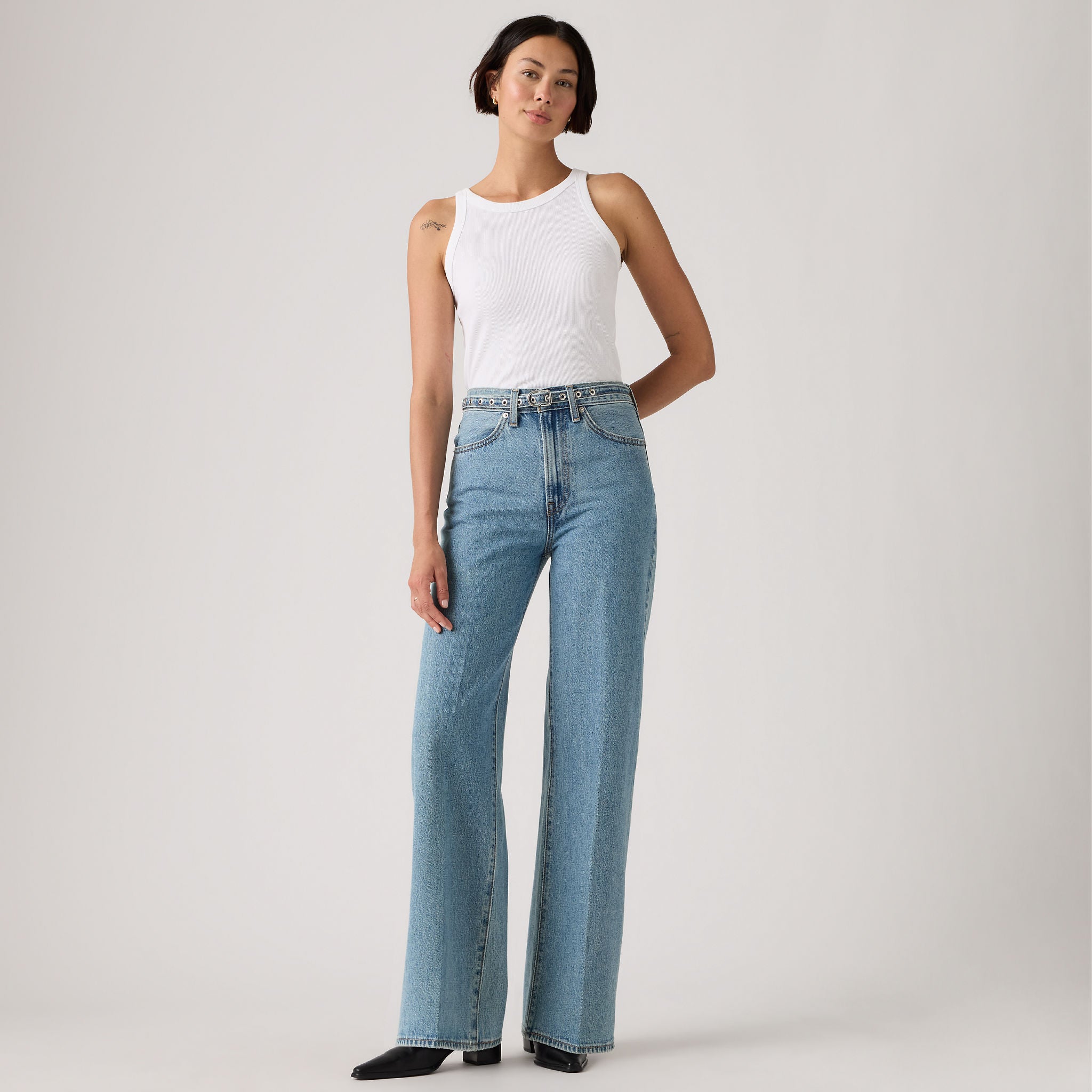 Levi's® Women's Ribcage Wide-Leg Belted Jeans - Medium Indigo