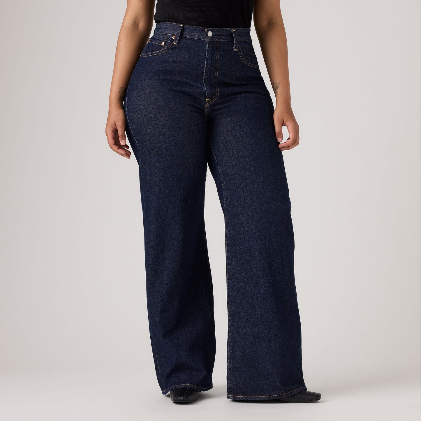 Levi’s® Women’s Ribcage Wide-Leg Jeans
