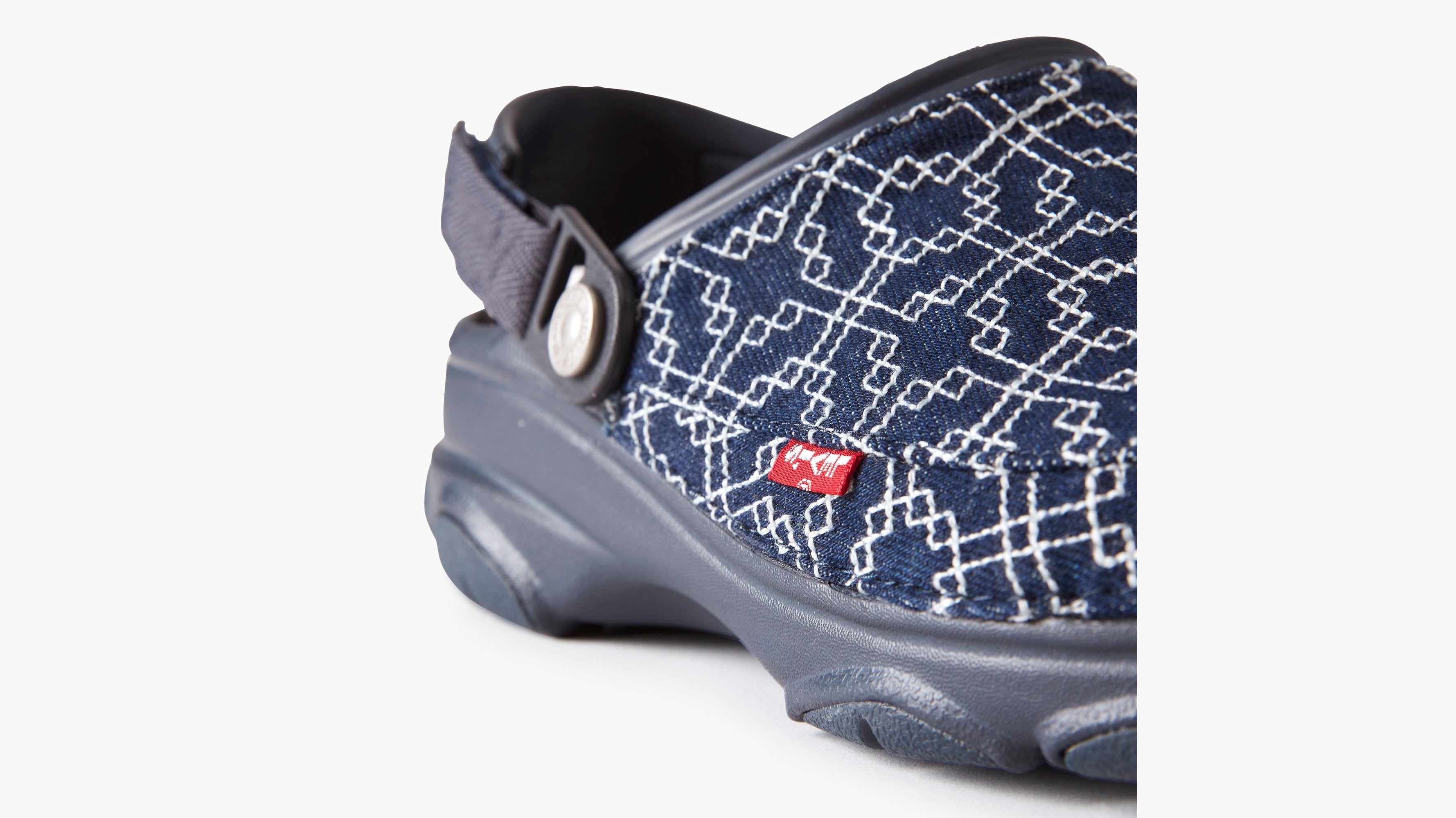 Levi's® x Crocs™ All Terrain Clogs - SASHIKO DARK - Blue | Levi's MY