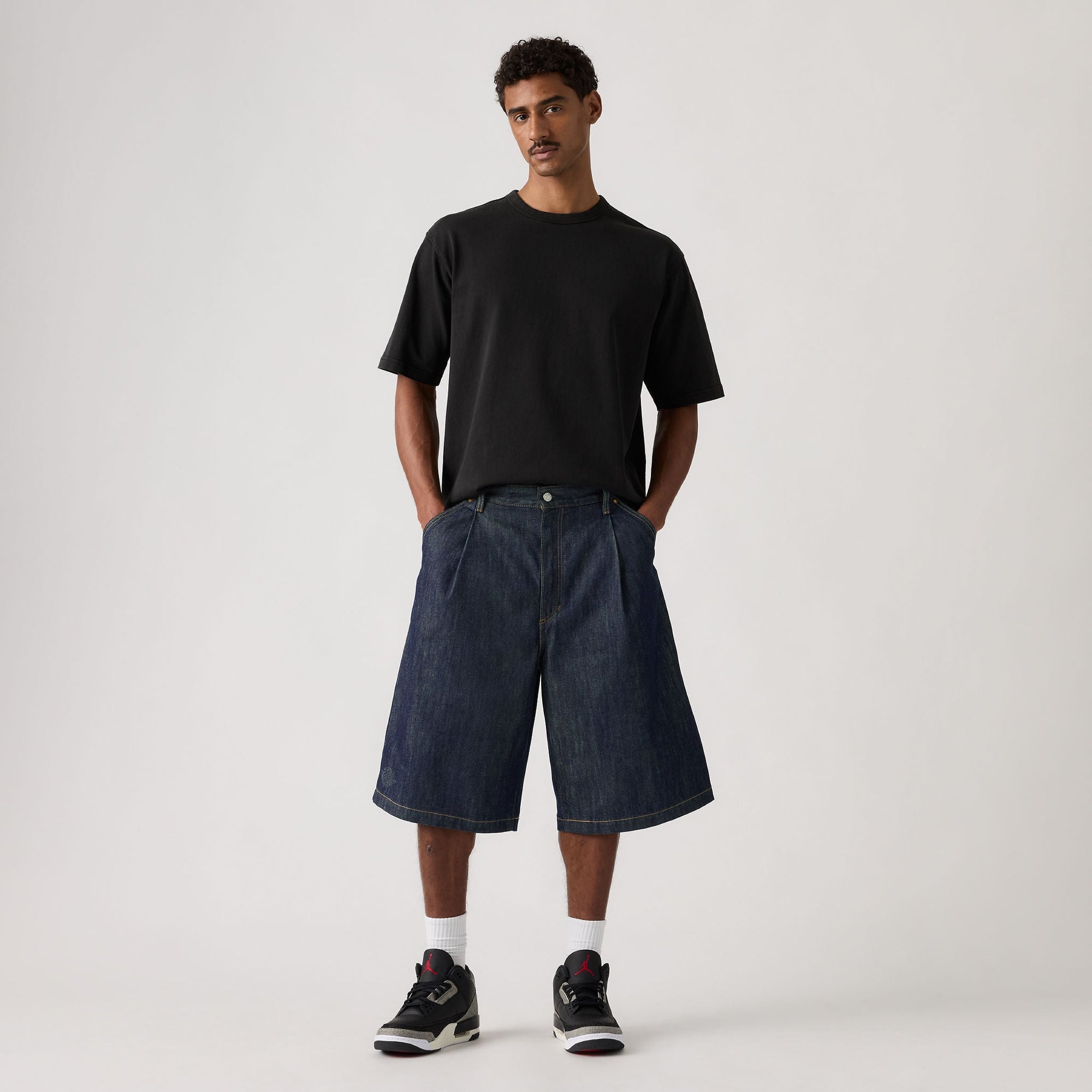 最安　32inch Levi's® × Jordan Baggy Shorts Levi's® X Jordan Baggy Shorts - Dark Wash | Levi's® FR